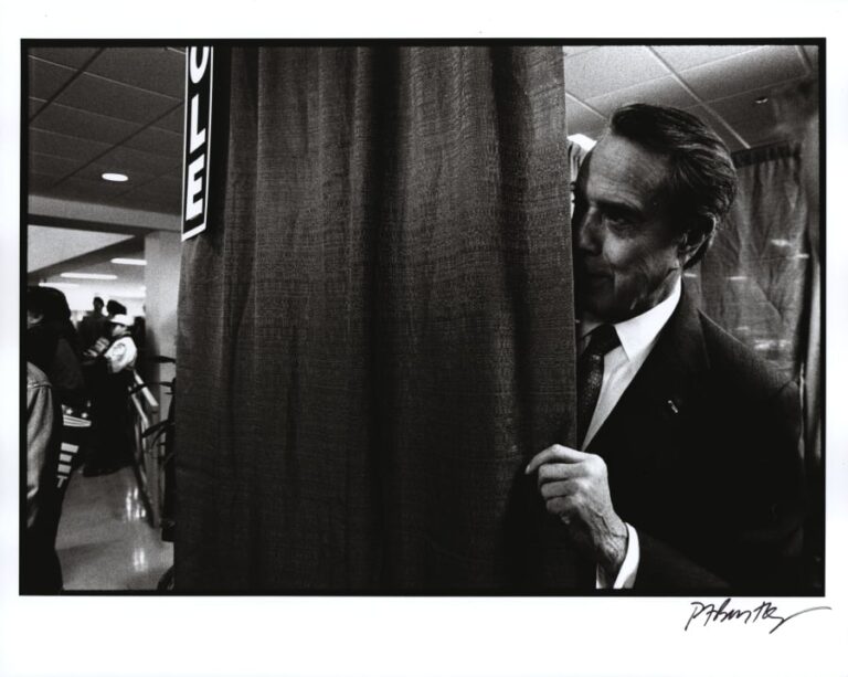 96 camp_pf bentley_dole behind curtain