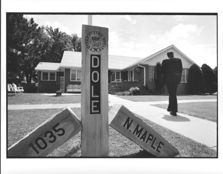 96 camp_pf bentley_dole walking to russell family home